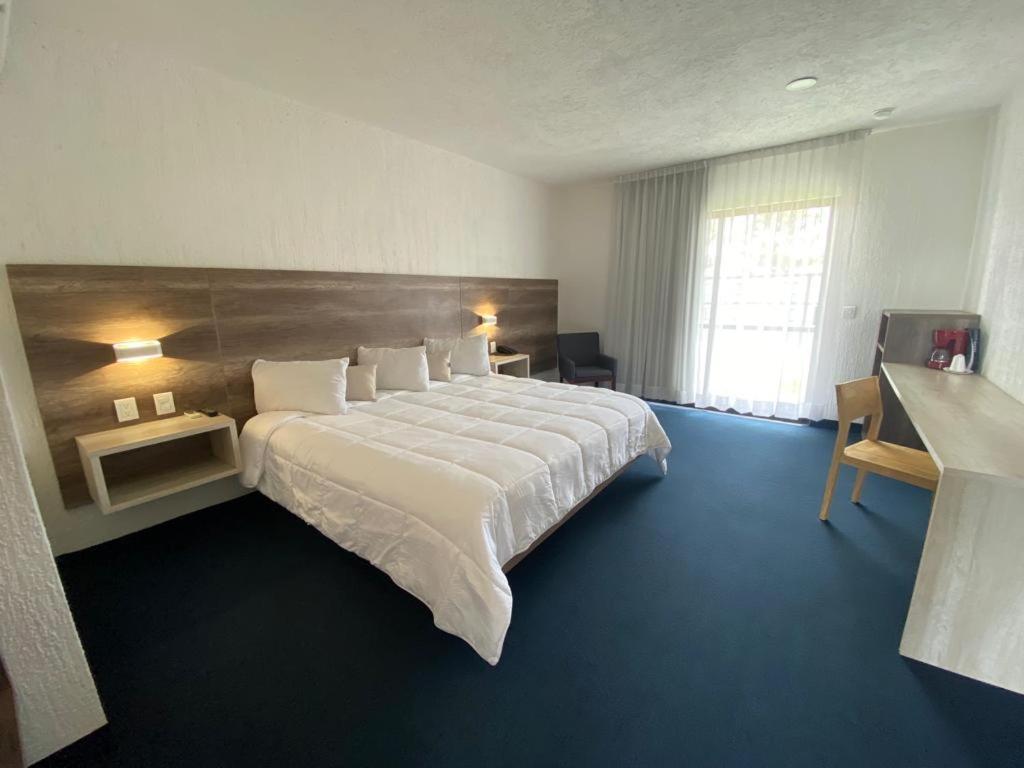 Hotel Aeropuerto Morelia Alvaro Obregon Εξωτερικό φωτογραφία